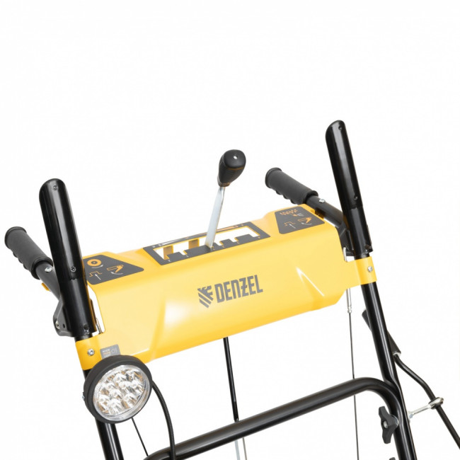 Бензиновая снегоуборочная машина SBM 610, 212 cc, ручной старт, фара Denzel ( 97653 )