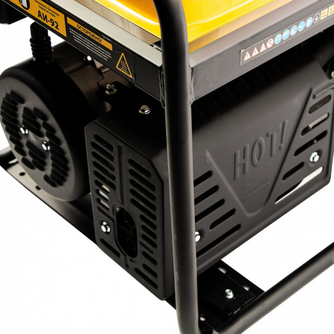 Генератор бензиновый GE 8900, 8.5 кВт, 220 В/50 Гц, 25 л, ручной старт Denzel Генератор бензиновый GE 8900, 8.5 кВт, 220 В/50 Гц, 25 л, ручной старт Denzel