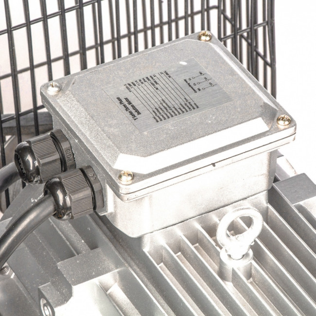 Компрессор DR5500/300, масляный ременный, 10 бар, производительность 850 л/м, мощность 5.5 кВт Denzel Компрессор DR5500/300, масляный ременный, 10 бар, производительность 850 л/м, мощность 5.5 кВт Denzel