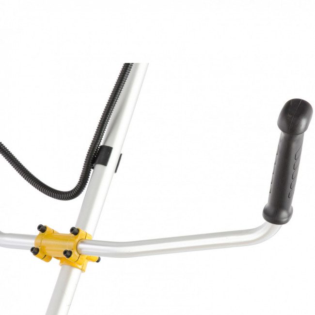 Триммер бензиновый DGT 520S, 52 см3, 3 л. с, разъемная штанга, состоит из 2 частей Denzel