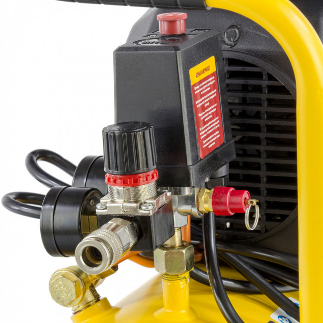 Компрессор воздушный DK1800/50, Х-PRO 1.8 кВт, 280л/мин, 50л Denzel Компрессор воздушный DK1800/50, Х-PRO 1.8 кВт, 280л/мин, 50л Denzel