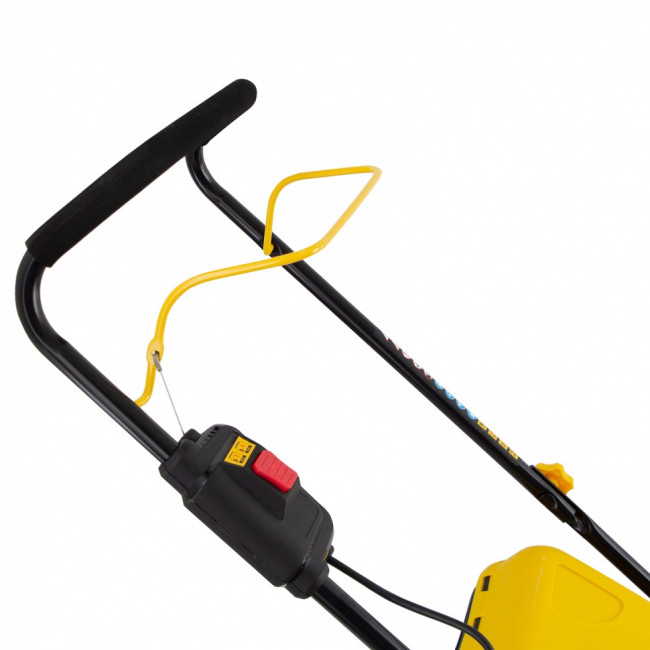 Газонокосилка аккумуляторная бесщеточная RLM450-36, Li-ion, 36 В, 4 Ач, 450 мм, травосборник 40 л Denzel ( 58910 ) Газонокосилка аккумуляторная бесщеточная RLM450-36, Li-ion, 36 В, 4 Ач, 450 мм, травосборник 40 л Denzel ( 58910 )