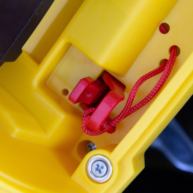 Газонокосилка аккумуляторная бесщеточная RLM450-36, Li-ion, 36 В, 4 Ач, 450 мм, травосборник 40 л Denzel ( 58910 ) Газонокосилка аккумуляторная бесщеточная RLM450-36, Li-ion, 36 В, 4 Ач, 450 мм, травосборник 40 л Denzel ( 58910 )