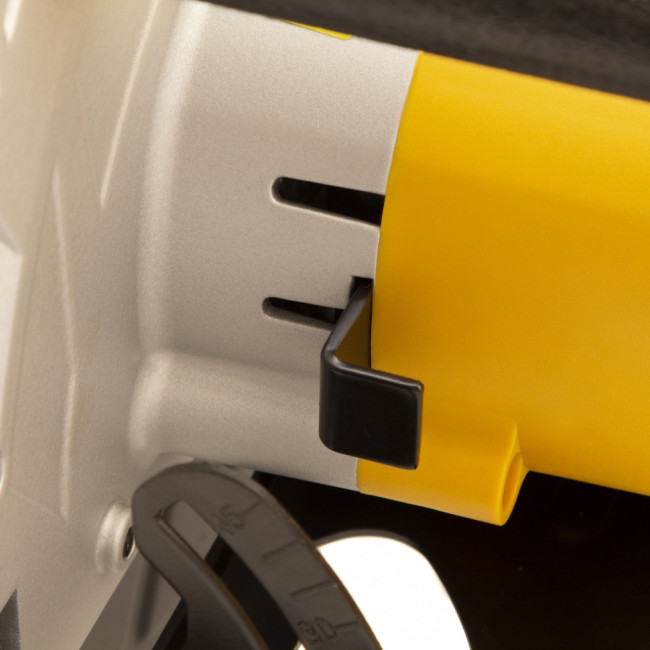 Пила циркулярная CS-210, 1800 Вт, 210 мм Denzel Пила циркулярная CS-210, 1800 Вт, 210 мм Denzel