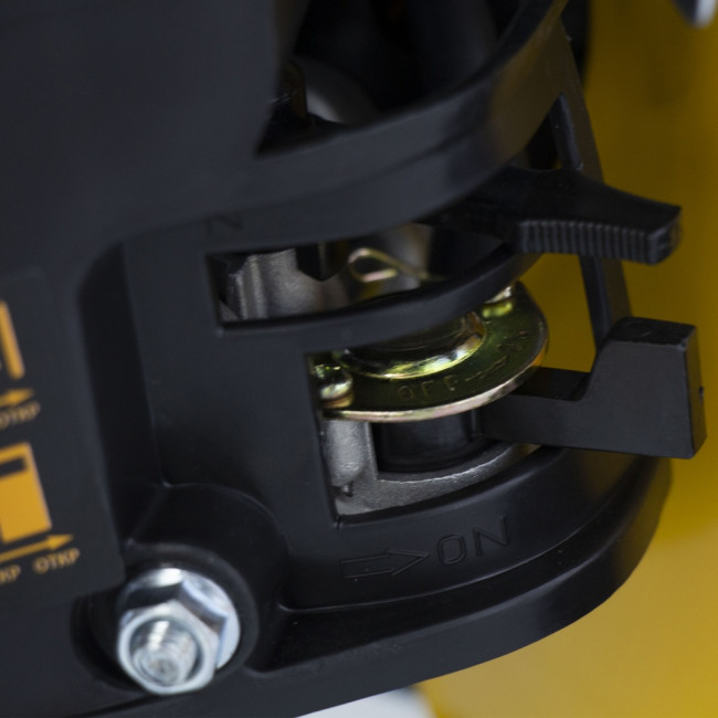 Мотопомпа бензиновая для чистой воды PX-50, 7 л.с, 2", 600 л/мин, глубина 8 м, напор 30 м Denzel ( 99201 ) Мотопомпа бензиновая для чистой воды PX-50, 7 л.с, 2", 600 л/мин, глубина 8 м, напор 30 м Denzel ( 99201 )