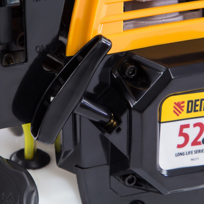 Триммер бензиновый DR-52, 52 см3, неразъемная штанга, состоит из 2 частей Denzel ( 96275 )