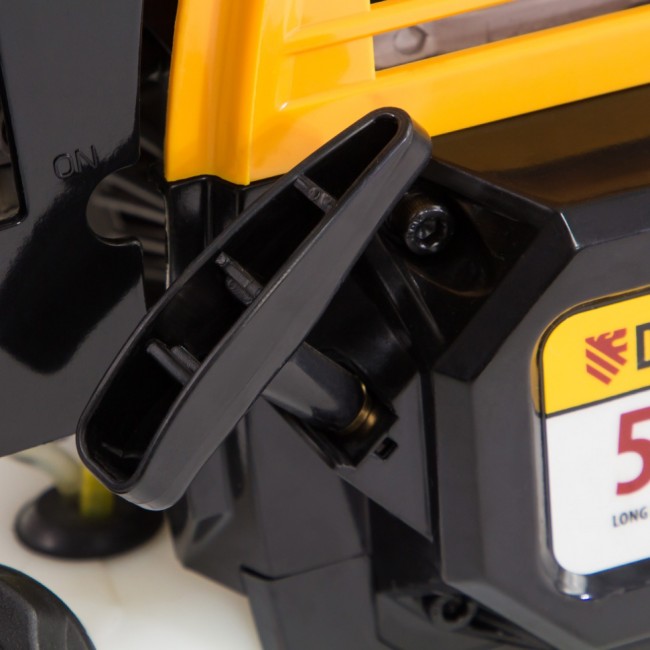 Триммер бензиновый DR-52S, 52 см3, разъемная штанга, состоит из 2 частей Denzel ( 96276 )