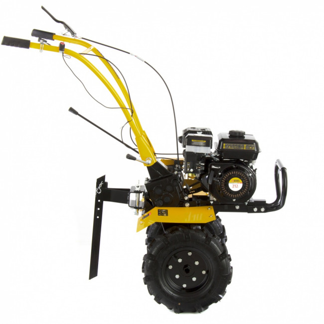 Мотоблок DPT-270, 7 л.с, ременное сцепление, ширина 85 см, глубина 35 см, фрез 3 х 4, ШОМ, передачи 2В/1Н Denzel Мотоблок DPT-270, 7 л.с, ременное сцепление, ширина 85 см, глубина 35 см, фрез 3 х 4, ШОМ, передачи 2В/1Н Denzel