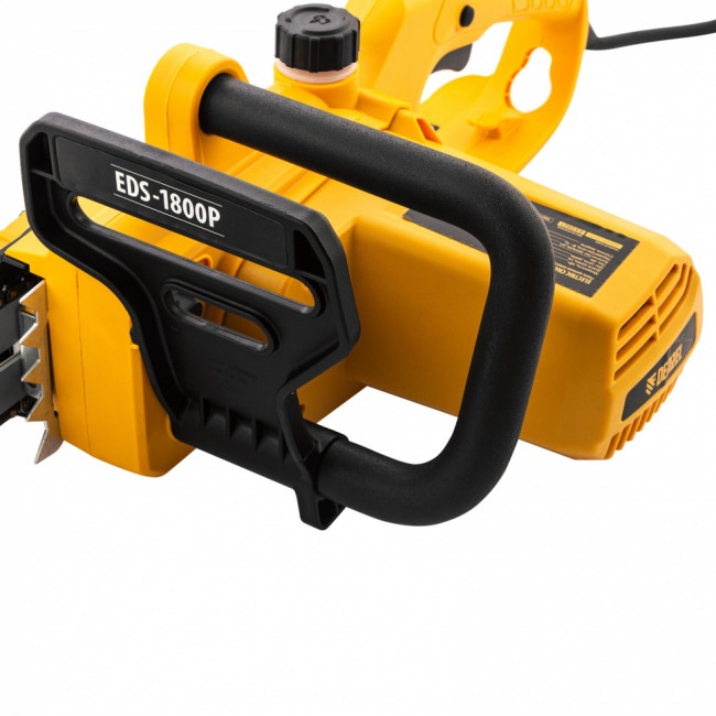 Пила цепная электрическая EDS-1800P, 1.8 кВт,поперечная, шина 40 см, шаг 3/8, паз 1.3 мм, 57 звеньев Denzel ( 95615 )