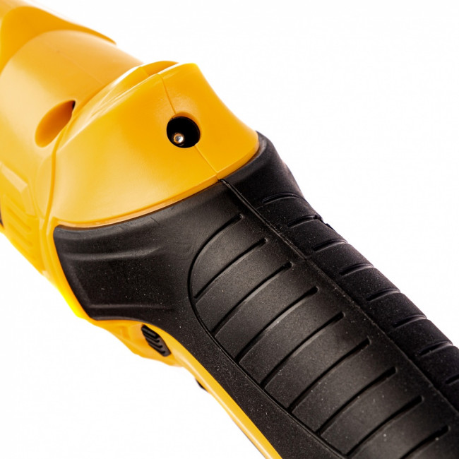 Отвертка аккумуляторная CSL-3.6-02, Li-Ion, 3.6 В, 1.3 А*ч, в блистере Denzel Отвертка аккумуляторная CSL-3.6-02, Li-Ion, 3.6 В, 1.3 А*ч, в блистере Denzel