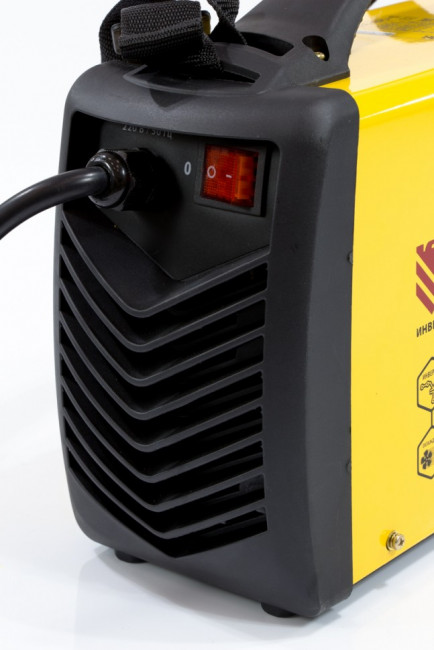 Аппарат инверторный дуговой сварки ММА-180ID, 180 А, ПВР 60%, диаметр электрода 1.6-4 мм, провод 2 м Denzel Аппарат инверторный дуговой сварки ММА-180ID, 180 А, ПВР 60%, диаметр электрода 1.6-4 мм, провод 2 м Denzel